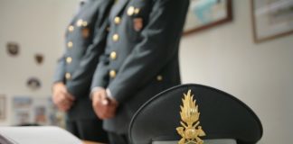 Turni da 15 ore senza pausa, lavoratori in nero e clandestini, Guardia di Finanza Vicenza: a Posina 7 indagati Fonti di Posina, indagini Guardia di Finanza di Vicenza contro sfruttamento e turni di lavoro Lavoro irregolare nel Bassanese