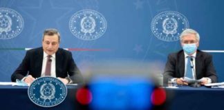 Toto-Quirinale: bookmaker ancora su Draghi, in quota la staffetta con Franco a Palazzo Chigi Premier Mario Draghi e Ministro MEF Daniele Franco (LaPresse, 2021)