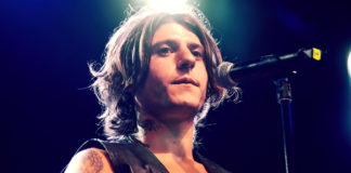 Da “Io in terra” a “Taxi Driver”. “New Musical Tales”: il cambiamento di Rkomi Rkomi