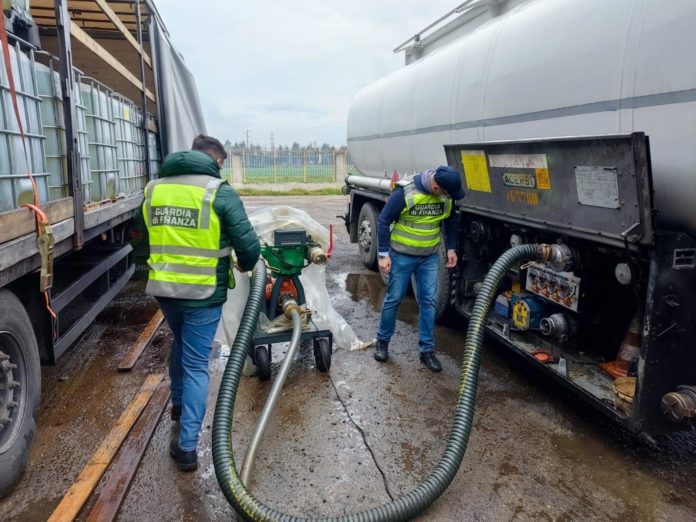 Sequestro gasolio di contrabbando da parte della GdF