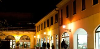 Usava a Thiene carte di credito e bancomat non sue, Carabinieri di Thiene arrestano quarantaduenne ghanese Thiene, negozi (foto di archivio)