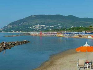 Spiaggia di Torre Olevola