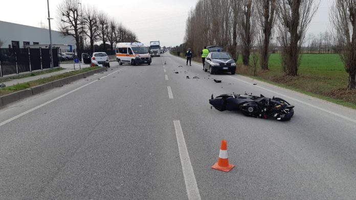 Sandrigo, altezza Fitt: auto impatta contro motociclista. I rilievi della Polizia Locale Nordest Vicentino