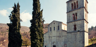 L’Abbazia di San Liberatore a Serramonacesca (PE) e le tombe rupestri nel cuore del Parco Nazionale della Maiella Abbazia San Liberatore