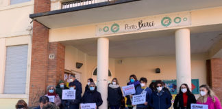 Legambiente: per rientro nei parametri OMS Vicenza dovrebbe ridurre del 77% attuali concentrazioni PM2.5 e del 62% quelle di biossido di azoto Flash Mob a Vicenza di Legambiente