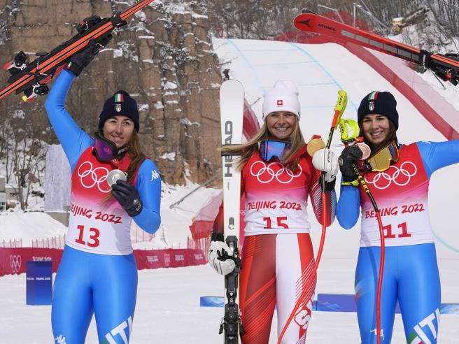 Sofia Goggia, Corinne Suter, Nadia Delago (Ap, Il Corriere della Sera)