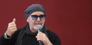 Vasco Rossi e il nuovo codice della strada: “Se fumate canna potete essere arrestati anche dopo una settimana”