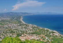 Verso il belvedere delle Crocette: il sentiero di Guardia Orlando sul Circeo Il belvedere delle Crocette sul Circeo