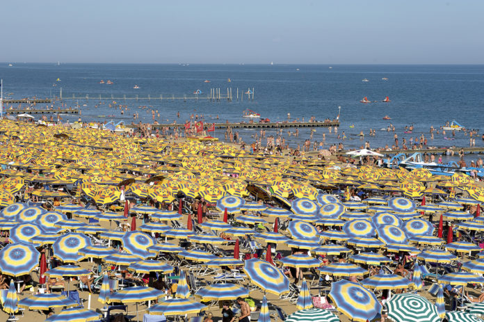Settore turistico Veneto, una spiaggia