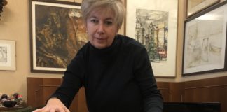 Una Croce per la pace di Maria Anastasia Colombo alla Cappella Gentilizia del Castello di Thiene (Vicenza) Una croce per la pace di Maria Anastasia Colombo