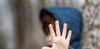 Salviamo i bambini dalla follia di chi si ritiene (onni)potente: l’appello di Walter Mauriello (presidente di Meritocrazia Italia) Bambini da salvare e proteggere