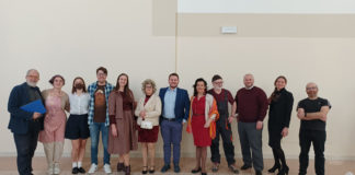 “A Fiordiraso”, una commedia musicale per tutte le età. Società del Quartetto: il 4 aprile al Teatro Zandonai di Rovereto, il 6 a Vicenza A Fiordiraso, i protagonisti della commedia di Lanaro