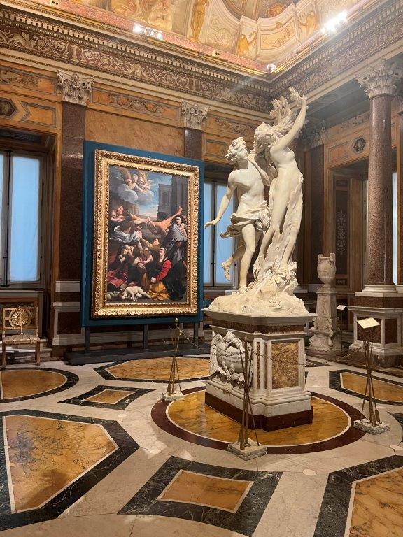 Apollo e Dafne del Bernini e il dipinto “Strage degli innocenti” di Guido Reni