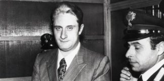 Cold case. Napoli, 1975: la strage di Via Caravaggio | Parte III, le altre piste Domenico Zarrelli al processo per la strage di Via Caravaggio