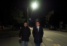 Illuminazione pubblica a Vicenza, Rucco e Ierardi: in ultimazione cambio 17mila punti luce, a Laghetto, centro storico, piazze e monumenti Illuminazione a Vicenza, sopralluogo a Laghetto del sindaco Rucco e dell'assessore Ierardi