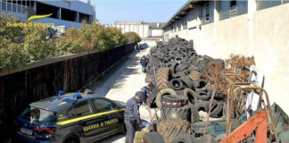 Rifiuti speciali a Montebello, GdF di Vicenza: contrasto ai reati ambientali, sequestrate 53 tonnellate di pneumatici abbandonati Rifiuti speciali a Montebello, GdF di Vicenza sequestra tonnellate di pneumatici abbandonati