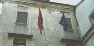 1987, nasce a Vicenza l’Union del Popolo Veneto per l’autonomia del Veneto nell’Europa dei popoli Union del Popolo Veneto (UPV), la sede a Vicenza in Piazza Castello