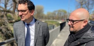 Viale Margherita a Vicenza, Rucco e Ierardi: sistemati il marciapiede e il parapetto di protezione lungo l’argine del Retrone Viale Margherita a Vicenza, sopralluogo Rucco e Ierardi