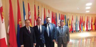 Il Consiglio regionale del Veneto sospende la risoluzione pro Russia e riafferma l’integrità e l’indipendenza dell’Ucraina Il presidente del Veneto a Mosca: Umakhanov, Zaia e Dorokhin.