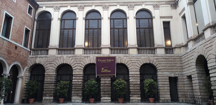 palazzo thiene cortile Vicenzatour