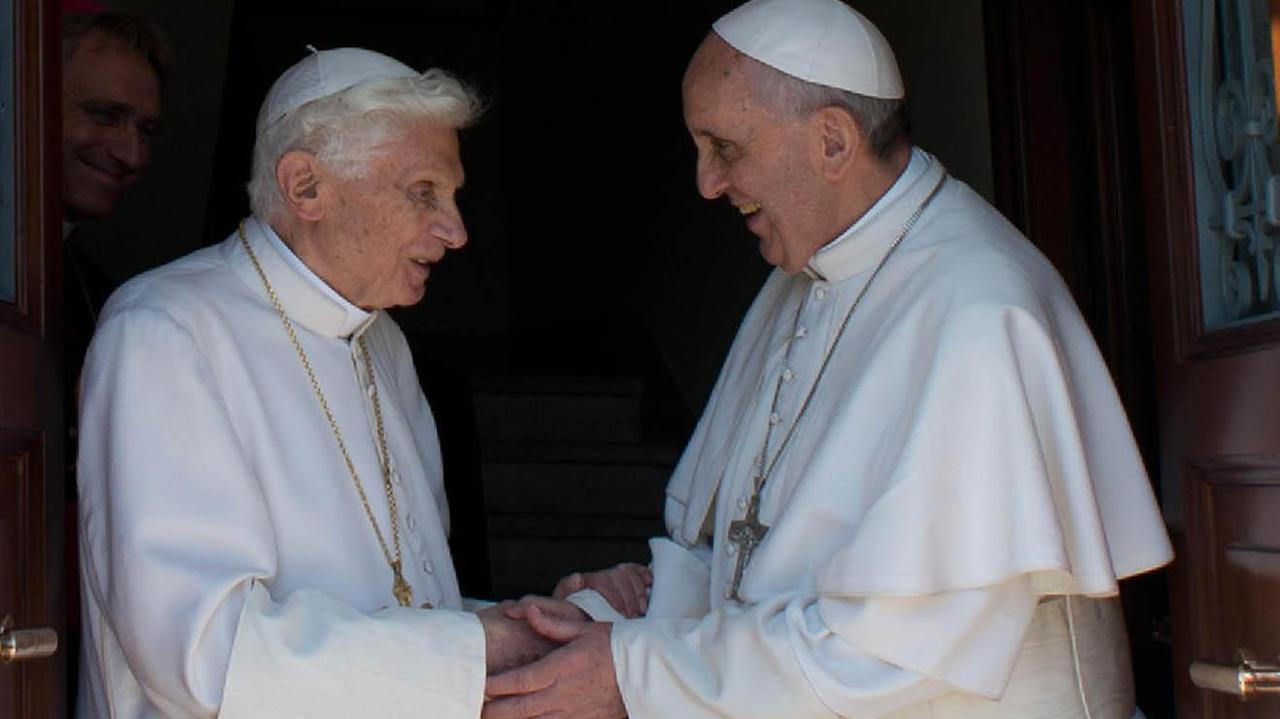 Benedetto XVI e Bergoglio: la rinuncia al pontificato di alcuni papi