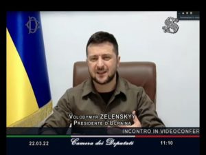 Zelensky in video conferenza con i parlamentari italiani 