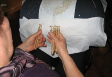 Antichi mestieri: l’Abruzzo e l’arte dimenticata del tombolo aquilano Tombolo aquilano