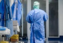 Giornata del Personale Sanitario e Sociosanitario. Zaia: “Riconoscenza non solo per i giorni del covid ma per l’impegno di ogni giorno” Giornata Nazionale del Personale Sanitario e Sociosanitario. Zaia: "Gratitudine per i tempi del Covid ma anche per quello che fanno tutti i giorni"