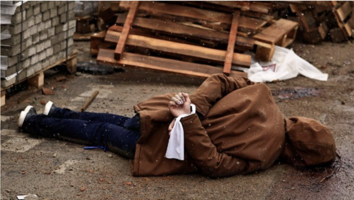 Crimini di guerra in Ucraina, un'immagine da The Vision