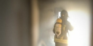 Incendio a Bassano provocato da una donna contro il suo compagno: denunciata dai Carabinieri per lesioni aggravate e danneggiamento Incendio, Vigili del Fuoco in azione (foto di repertorio)