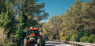 Questura di Vicenza, circolazione mezzi agricoli su strada: incontro Polizia di Stato – Coldiretti Mezzo agricolo su strada