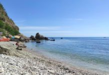 Viaggio nella Costa dei Trabocchi: la spiaggia e il borgo di Punta dell’Acquabella in Abruzzo Spiaggia di Punta dell'Acquabella