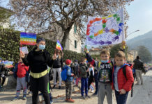 Bambini di Valdagno in marcia per la pace, in mille sfilano per le vie del centro bambini di valdagno siflata pace