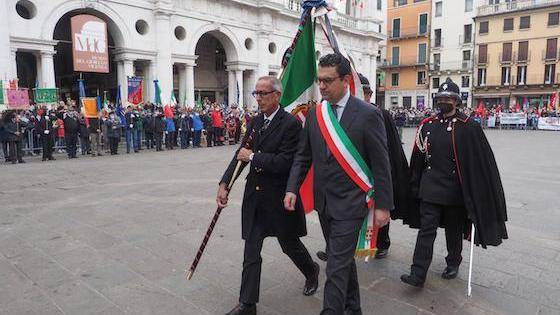 25 aprile 2022, Francesco Rucco celebra la festa della Liberazione