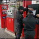 Carburante annacquato, GdF di Vicenza: sequestrato distributore stradale a Colceresa e 18 mila litri di carburanti. Denunciato gestore