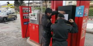 Carburante annacquato, GdF di Vicenza: sequestrato distributore stradale a Colceresa e 18 mila litri di carburanti. Denunciato gestore