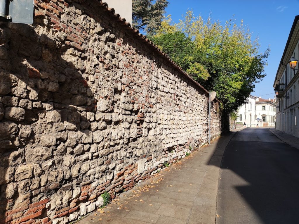 mura romane longobardi