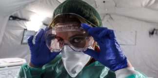 Nursing Up, De Palma: «Tempi di vestizione, gli infermieri, ora anche provetti maghi, devono farlo in 4 minuti» Nursing Up: infermieri e tempi di vestizione