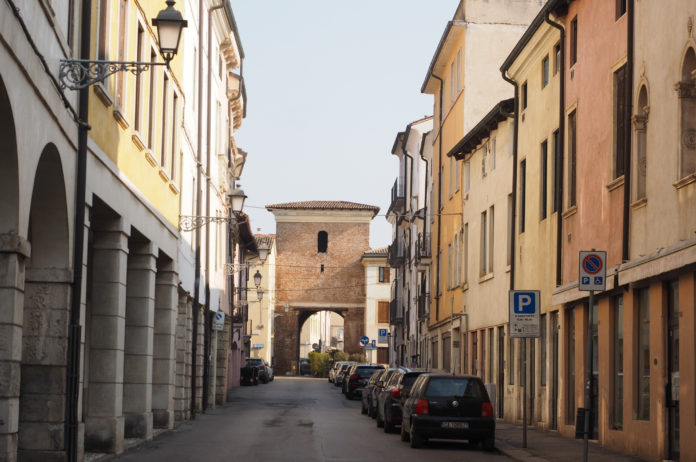 Contrada Porta Santa Lucia