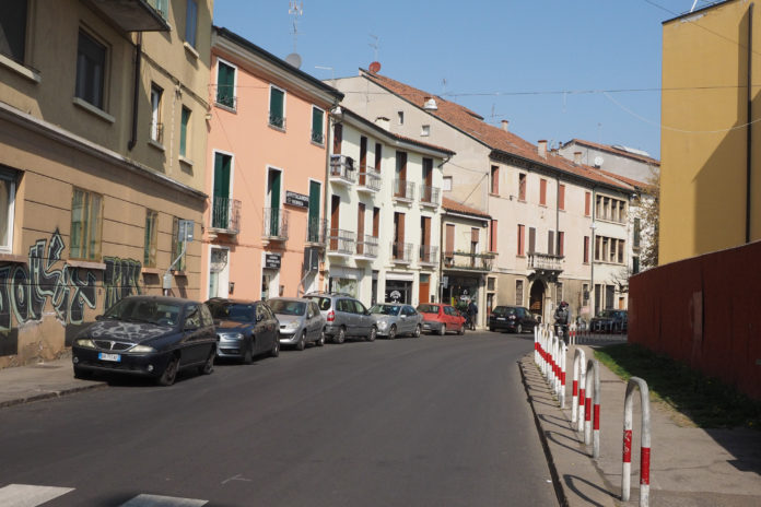 Contrà San Bortolo (Vicenza-Francesco Dalla Pozza-Colorfoto per ViPiù)