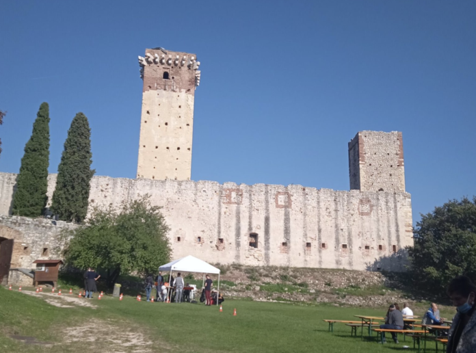 Il Castello di Montorio Veronese visto dal parco interno. Foto: Marta Cardini