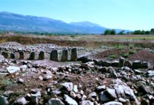 La necropoli di Fossa: un tesoro sepolto per duemila anni Necropoli di Fossa