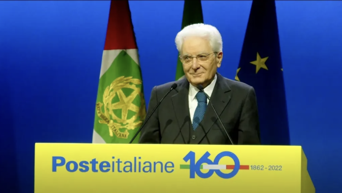 Poste Italiane, Mattarella: ”sono da sempre al servizio del nostro Paese”