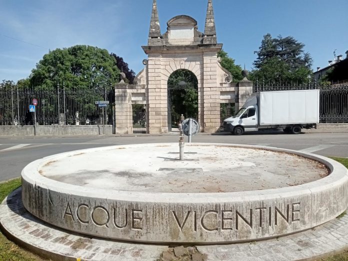 Vicenza fontana in Piazzale De Gasperi