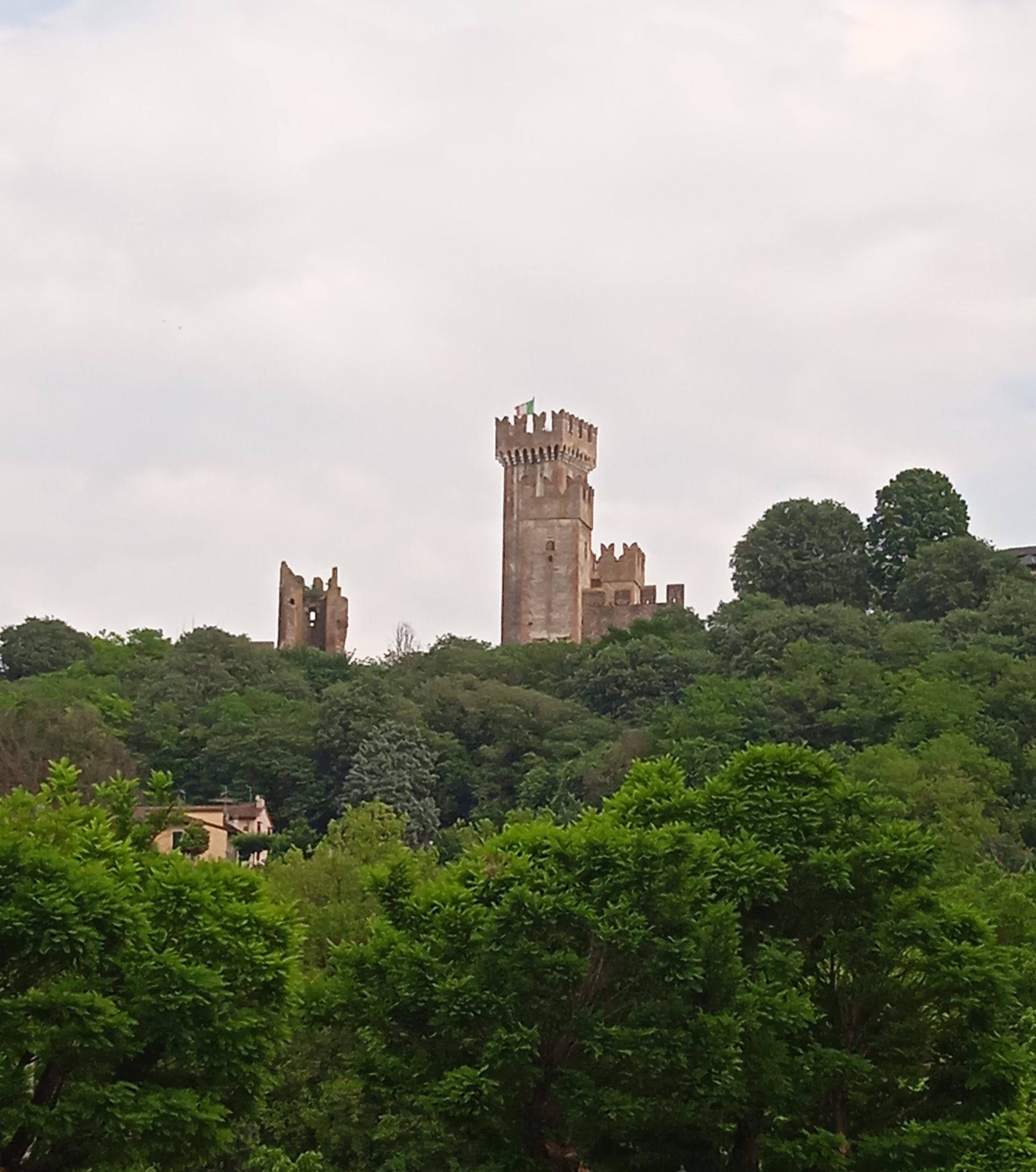 castello scaligero a borghetto