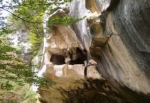 San Giovanni all’Orfento, l’eremo rupestre rifugio abruzzese del papa “arrestato” San Celestino V: ci si arriva… strisciando eremo di san giovanni all'orfento