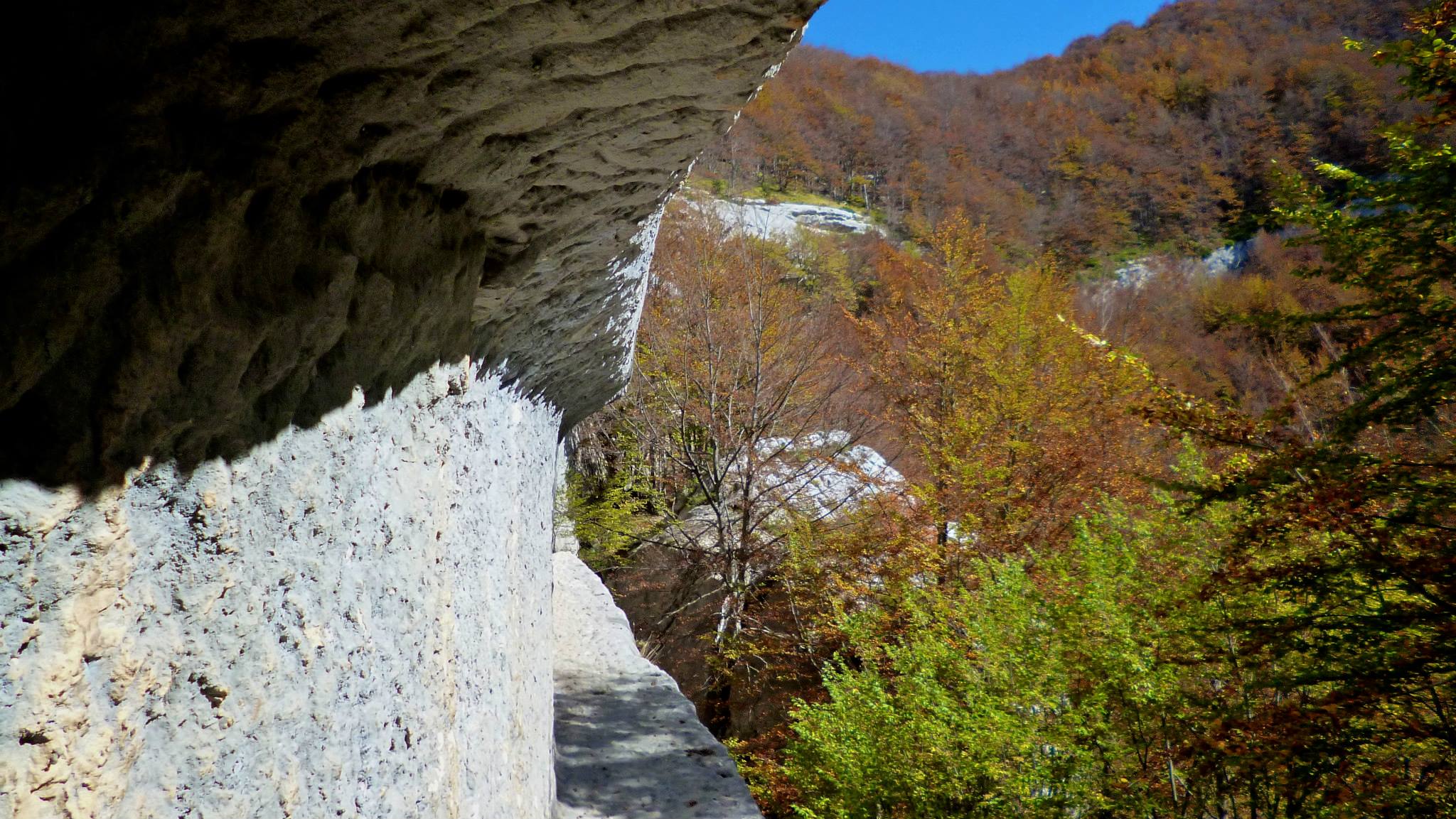 eremo san giovanni orfento corridoio