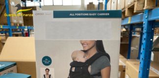 Vicenza, sequestro di marsupi porta bambino della Guardia di Finanza sequestro marsupi vicenza