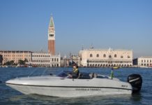 Soccorso nel porto di Chioggia per un bagnante in difficoltà a bordo di un paddle soccorso venezia turista ungherese