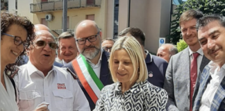 Inaugurata nuova sede ANAS Vicenza a Montecchio Maggiore, presenti Francesco Bitto, Manuela Lanzarin e Marco Zecchinato Inaugurata nuova sede ANAS Vicenza, presenti Bitto, Lanzarin e Zecchinato